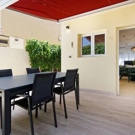 Anil Meloneras Villa